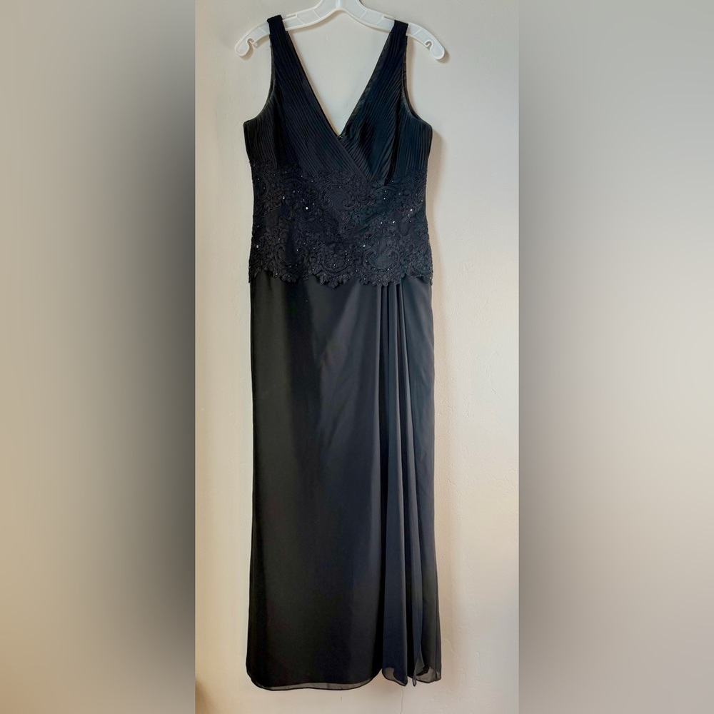 David's Bridal Black Evening Dress, Prom, Formal, Mother of the Bride, Size 8
